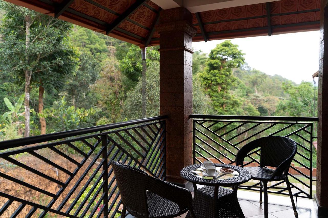 Stayvista At Regal Retreat Middle Of Tea Estate Wayanad Exterior foto